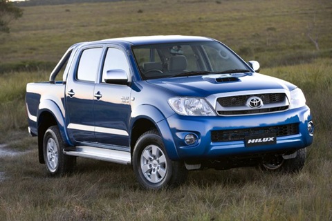 Toyota introduces its new 2012 Hilux with new exterior design and it comes 