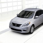 pictures of nissan versa